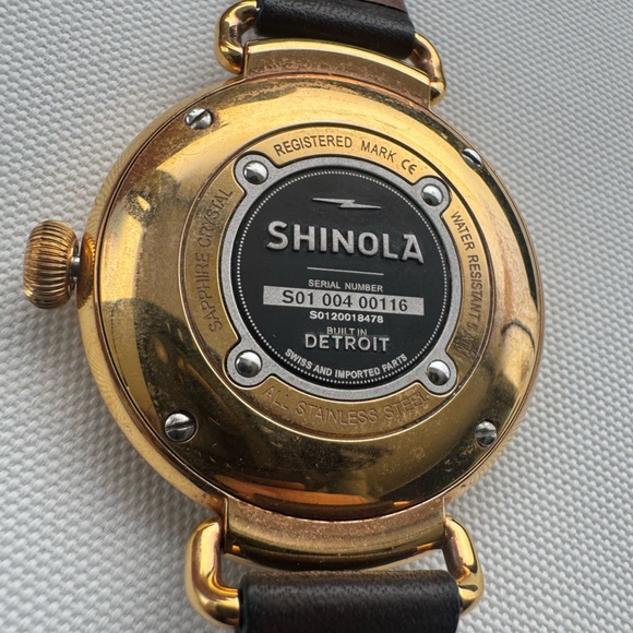 Women’s shinola watch with dark green band - Picture 6 of 7